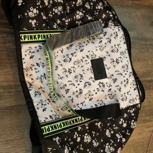 BRAND NEW VS PINK GYM DUFFLE